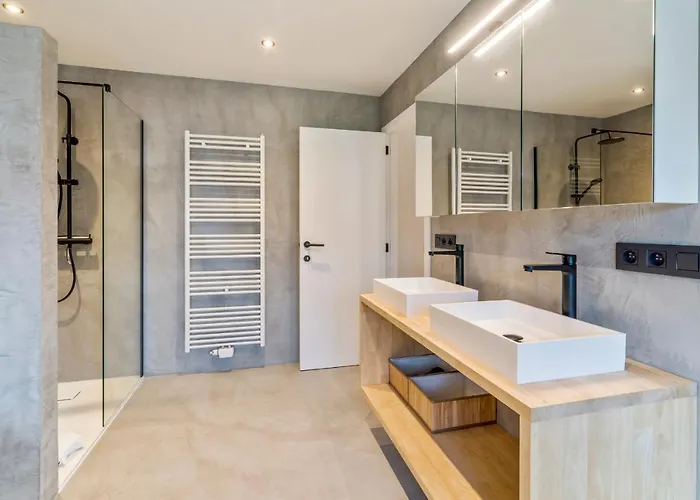 Sublieme, ruime luxe villa 10p met terras én tuin
